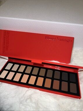 Hung Vanngo- The Timeless Taupes - Limited Edition!